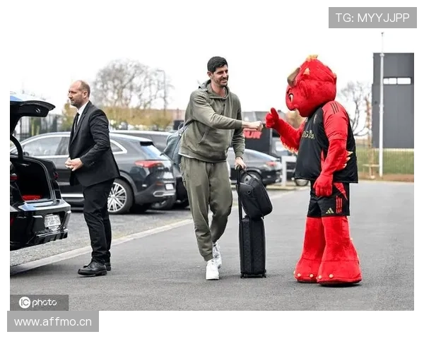 库尔图瓦国家队出场里程碑