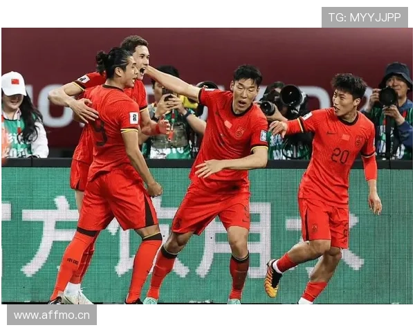 巴黎圣日耳曼防线体系崩坏问题显露，对球队近期稳定性与关键战表现造成影响